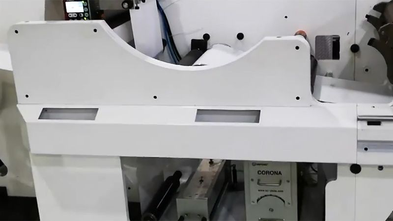 Флексографская печатная машина с сервоприводом DBHS-320